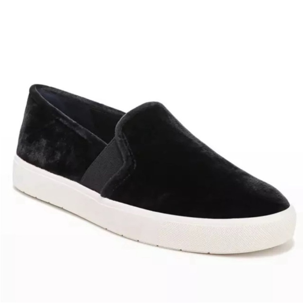 Vince Women’s Blair 5 Black Velvet Slip On Shoe Sneaker Size 9